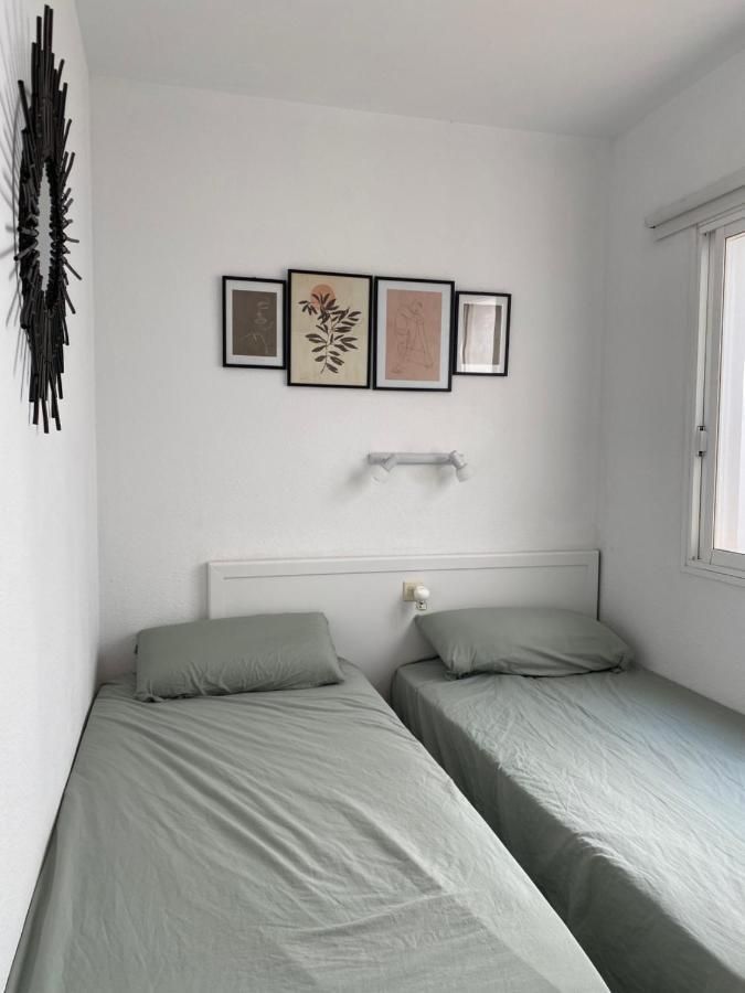 Coves Noves Nice Apartment Of 75 M2 10 Minutes Walk From The Beach Of Arenal D'En Castell Es Mercadal Bagian luar foto